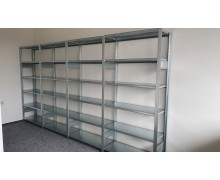 Bazarové regály a výprodej